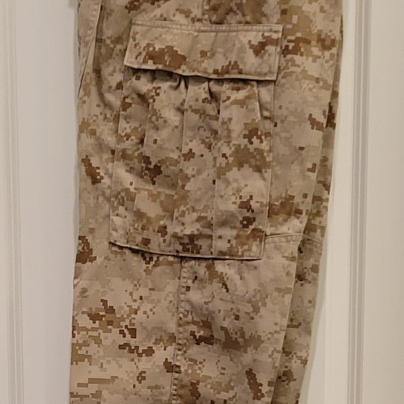 USMC Surplus Desert MARPAT Trousers & BDU Shirt medium small - Picture 8 of 16